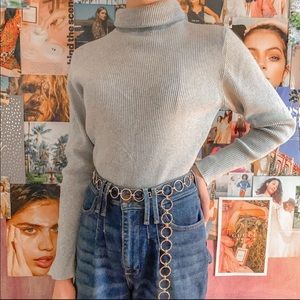 GREY TURTLENECK SWEATER